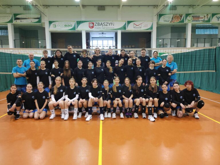 Zakończenie obozu  siatkarskiego w Zbąszyniu